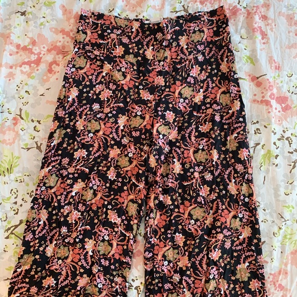 American Rag Flowy Pants - Picture 2 of 3